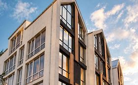 Baza Smart Hotel